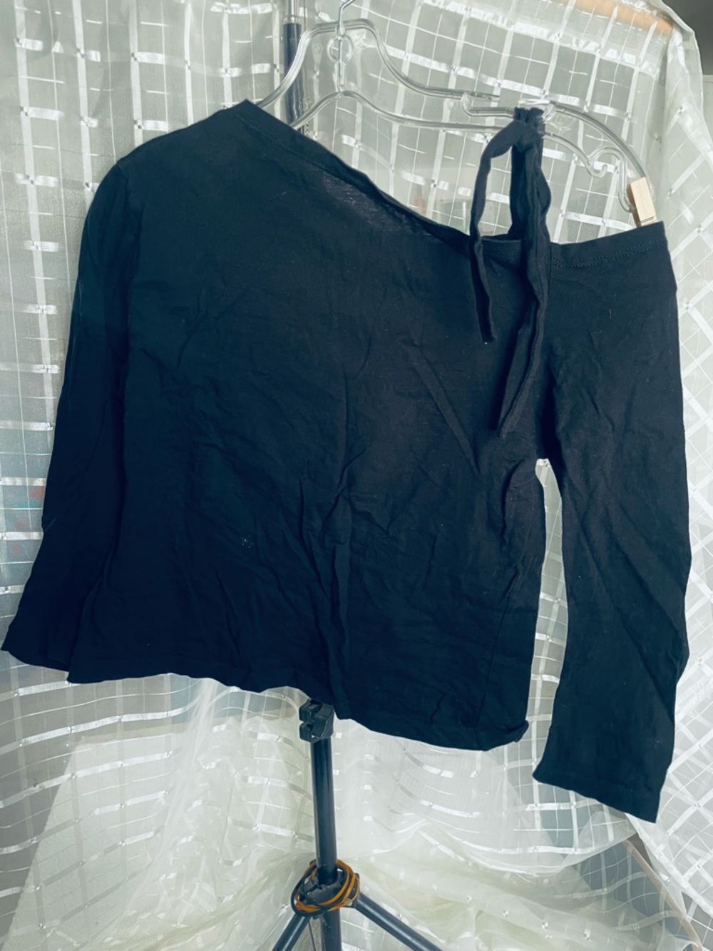 Morgane Le Fay Black Asymmetric One-Shoulder Tie Top